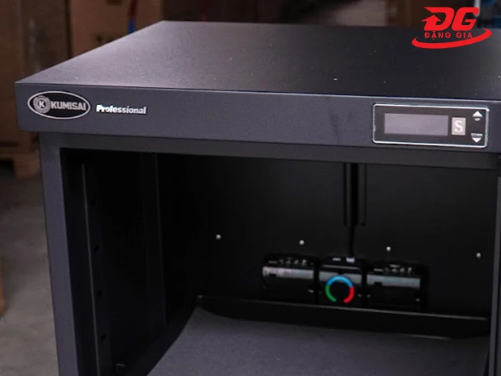 Tủ hút ẩm 10L Kumisai