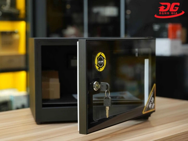 ưu điểm tủ chống ẩm 10L