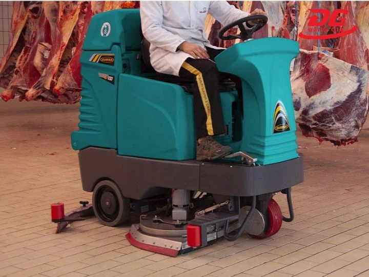 Máy chà sàn Eureka ngồi lái