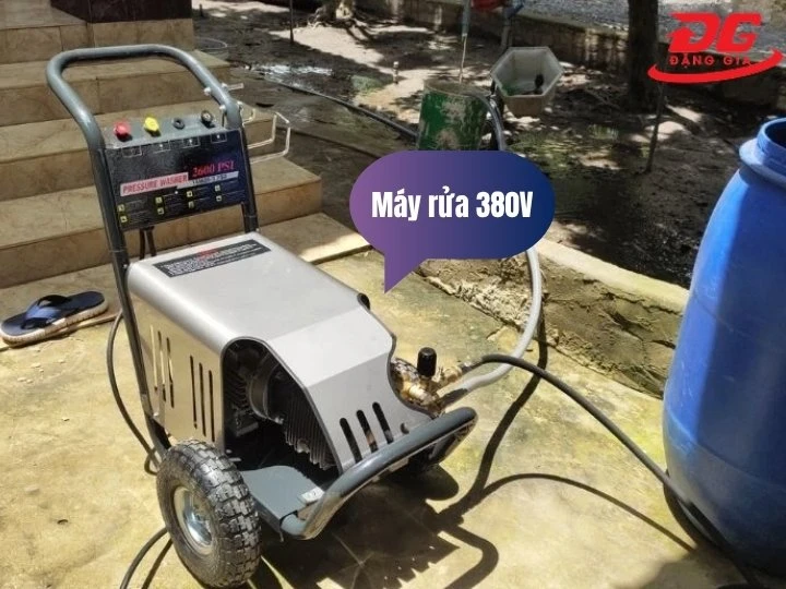 Máy rửa xe Kumisai có công suất mạnh mẽ