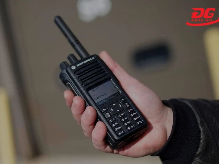 Bộ đàm cao cấp