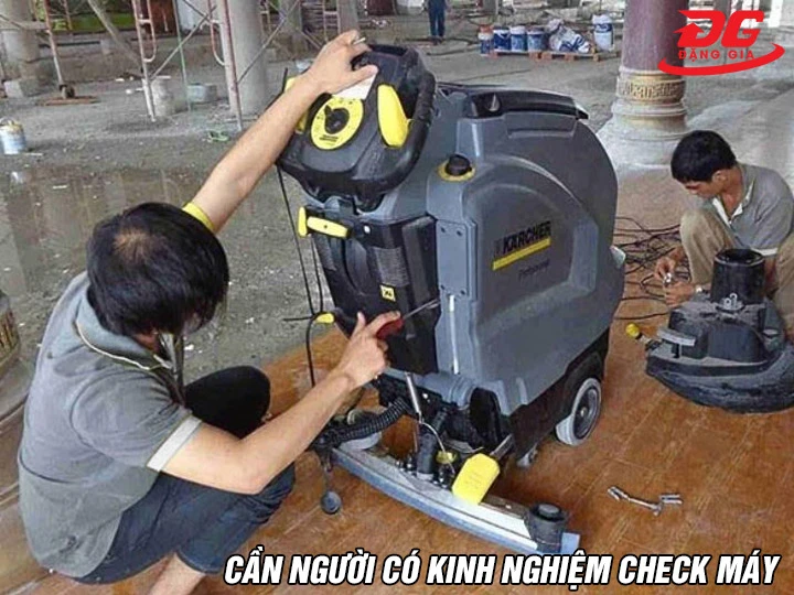 Cách chọn mua thanh lý máy chà sàn cũ