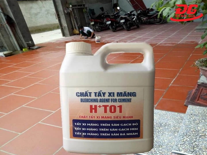 Tẩy xi măng trên nền gạch bằng bằng Hóa chất HT01