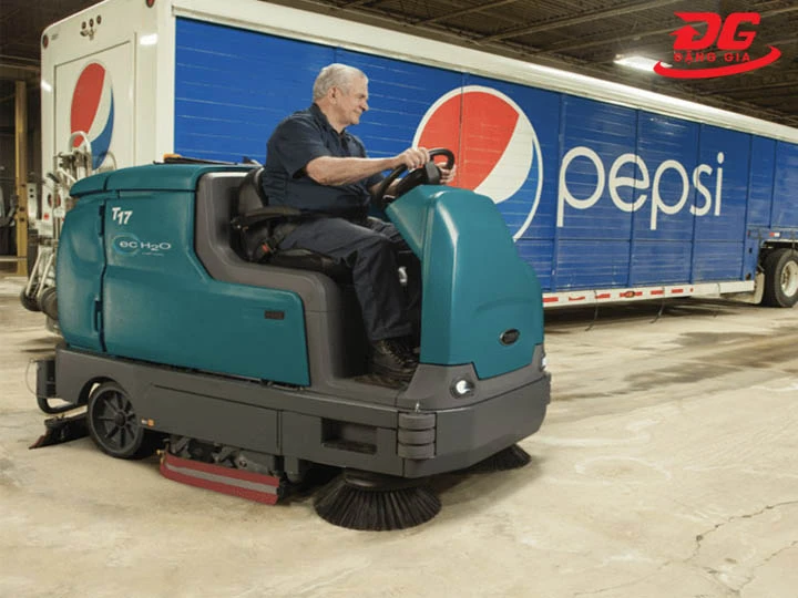 máy chà sàn Tennant chắc chắn