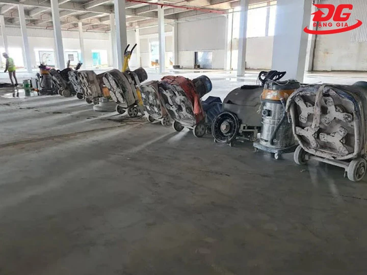 Cho thuê máy mài sàn bê tông