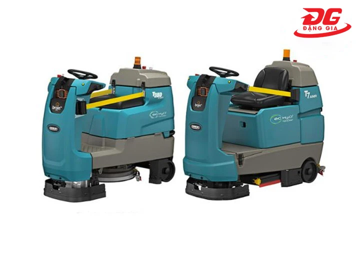 máy chà sàn chay pin Tennant