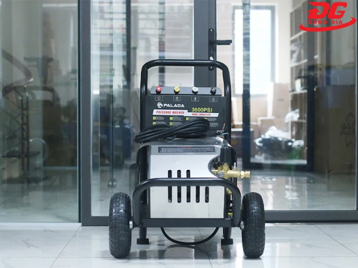máy rửa xe palada
