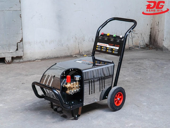 Máy rửa xe công nghiệp