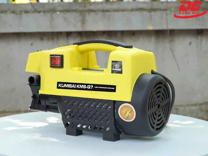 Máy rửa xe gia đình