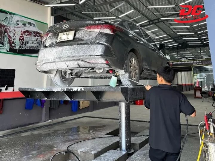 Gia Định Auto Long An nhiều dụng cụ rửa xe