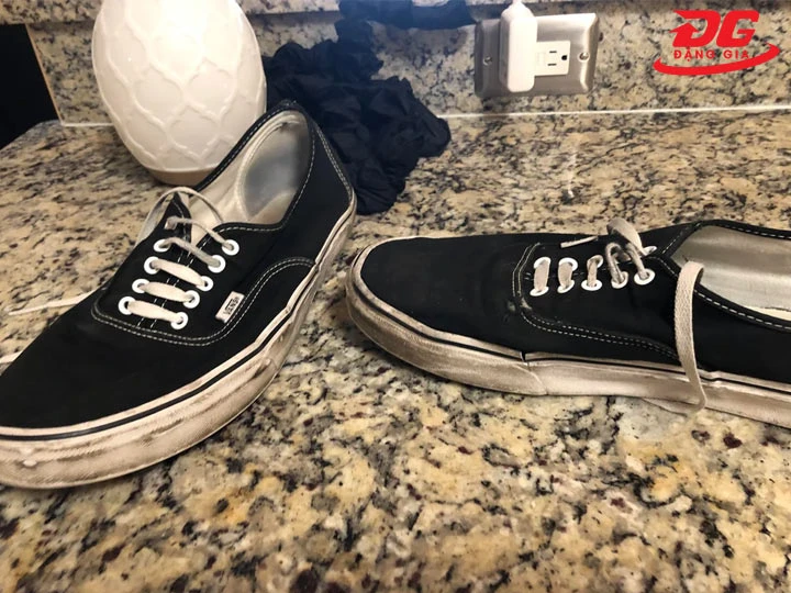 Lý do nên vệ sinh giày Vans đúng cách