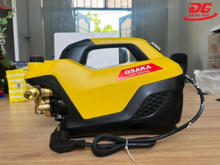 chọn mua máy rửa xe Osaka tại nơi có bảng giá công khai