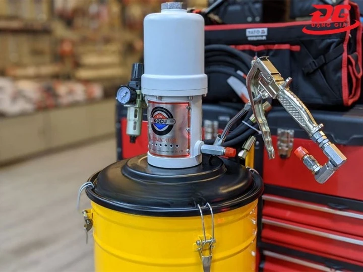 Máy bơm mỡ Kocu GZ-85B có khí nén mạnh mẽ