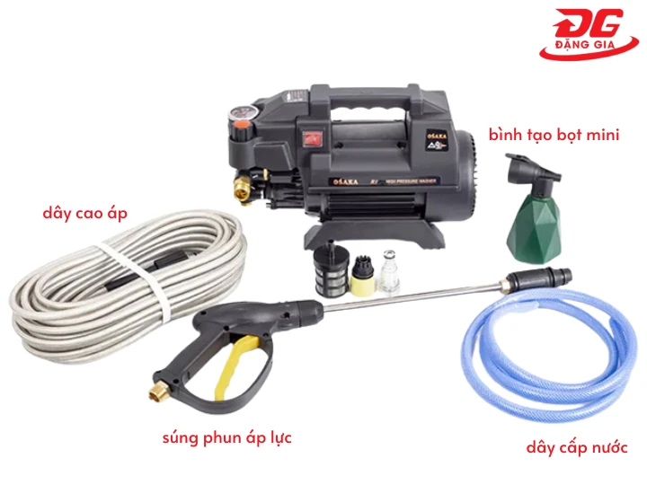 Máy rửa xe Osaka có đầy đủ các phụ kiện đi kèm