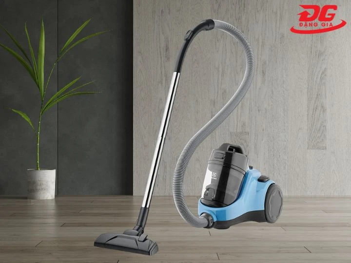 Máy hút bụi Electrolux EC31-2BA