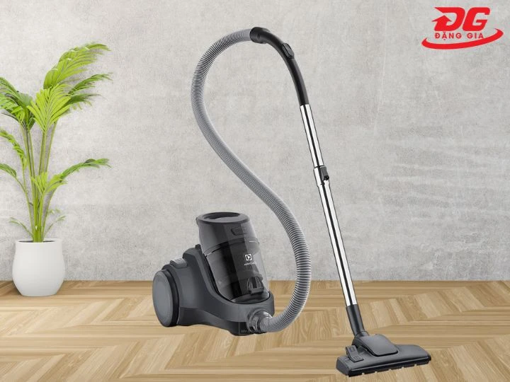 Máy hút bụi Electrolux EC41-4T