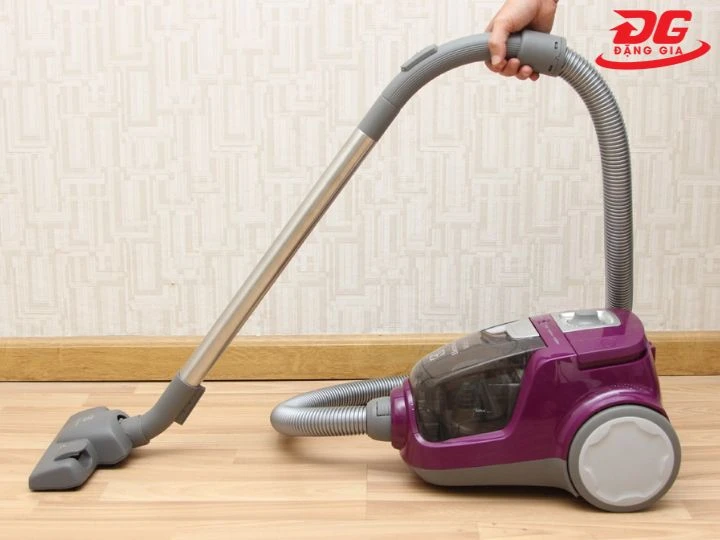 Máy hút bụi Electrolux ZLUX1811