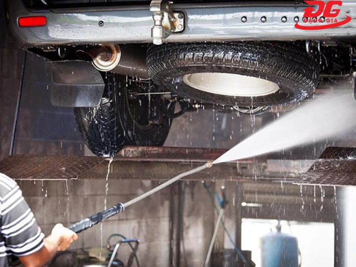 Máy rửa xe Lutian 3600PSI - 7.5T4 xịt rửa nhanh