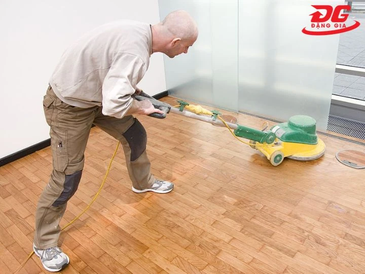 Vai trò của máy chà sàn gỗ