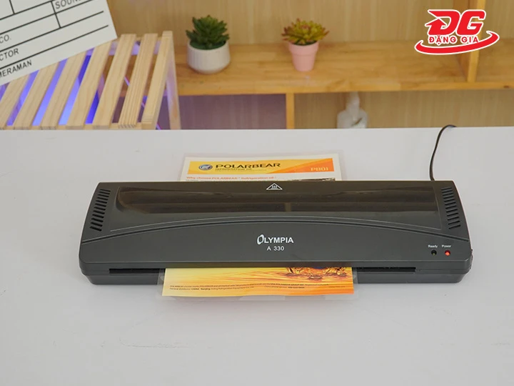 nguyên lý vận hành máy ép plastic