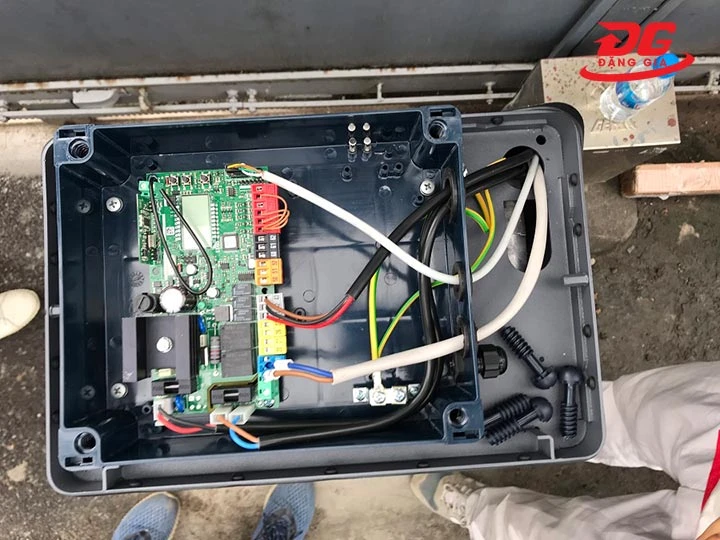 kiểm tra Board mạch điều khiển 