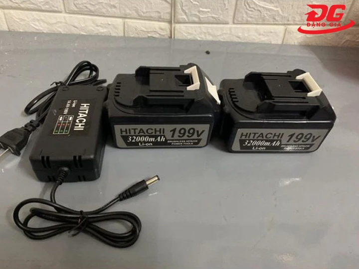 Pin máy rửa xe Hitachi 199V cầm tay dùng pin
