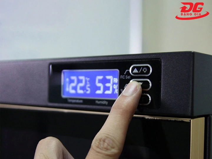 Cài độ ẩm tủ chống ẩm Akalai