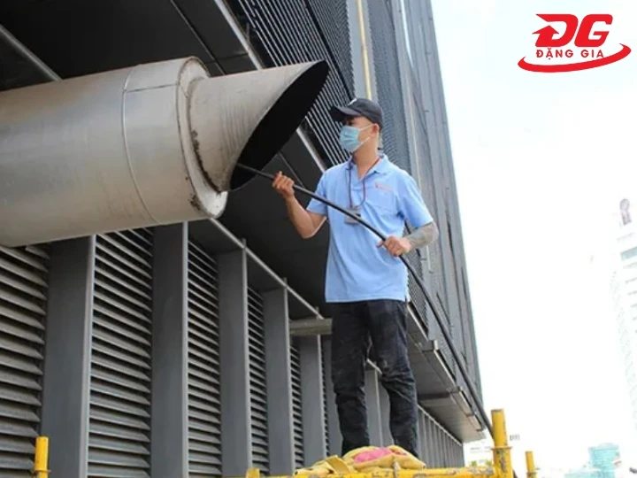 Công ty dịch vụ vệ sinh CN Bình Dương