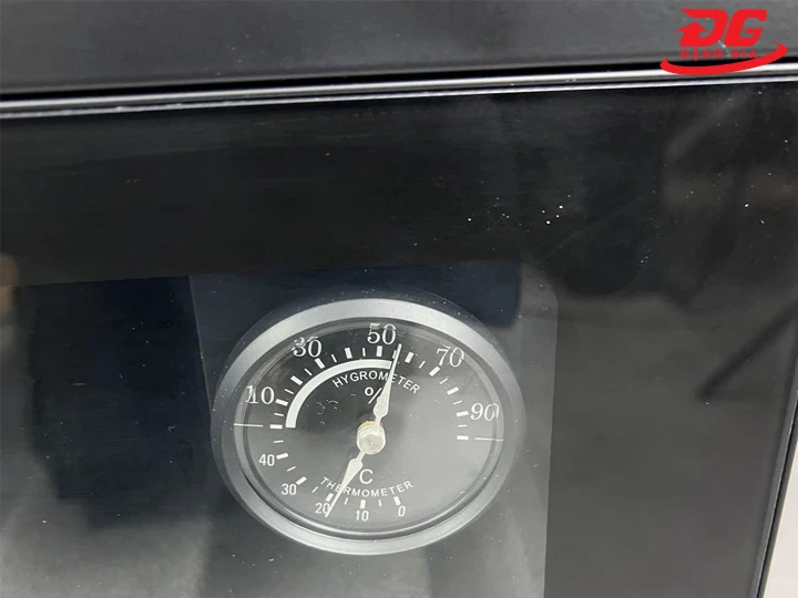 Đồng hồ cơ tủ chống ẩm Akalai