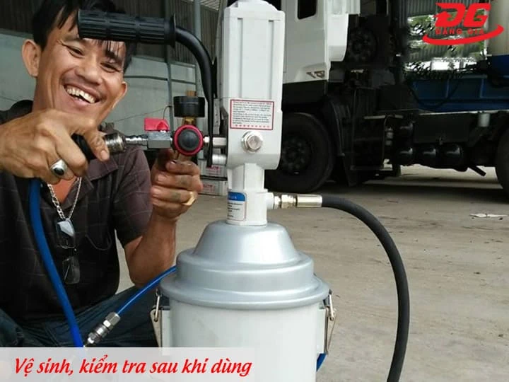 Bảo dưỡng thường xuyên máy bơm mỡ phòng ngừa sự cố