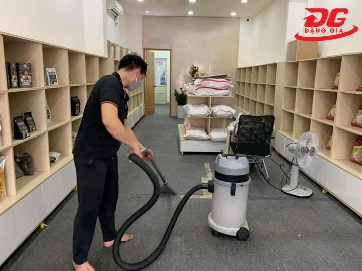 Lựa chọn các đơn vị có máy móc chuyên dụng