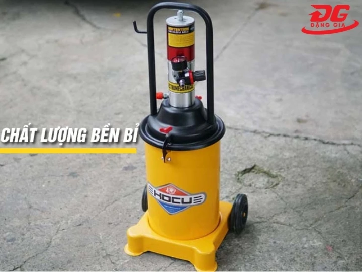 Máy bơm mỡ bò khí nén Kocu GZ-8 vận hành êm áI