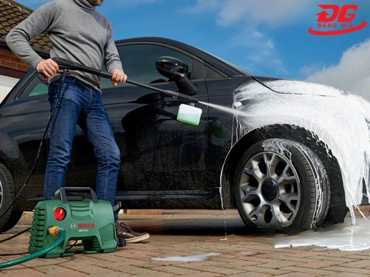 máy rửa xe Bosch Aquatak-33-11 1300W công suất mạnh