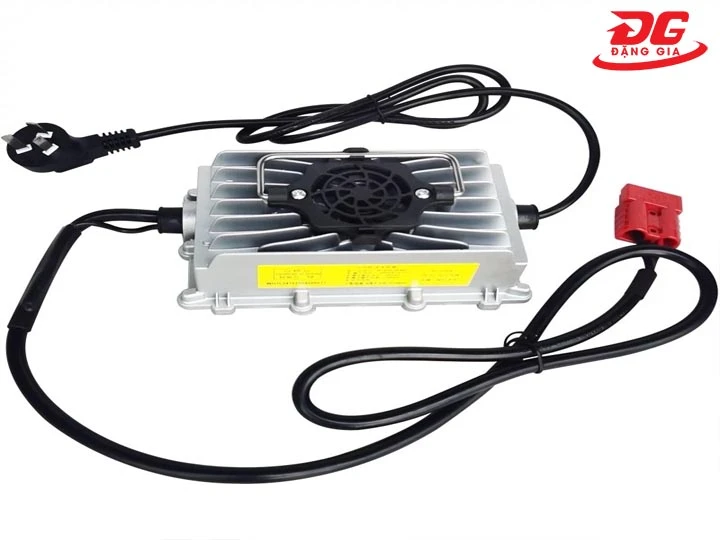 Phân loại bộ sạc máy chà sàn