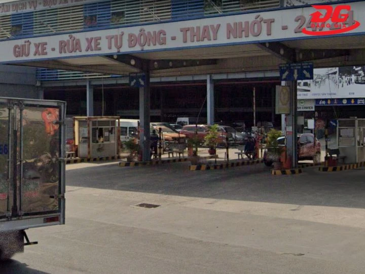 Rửa xe quận Tân Phú tự động