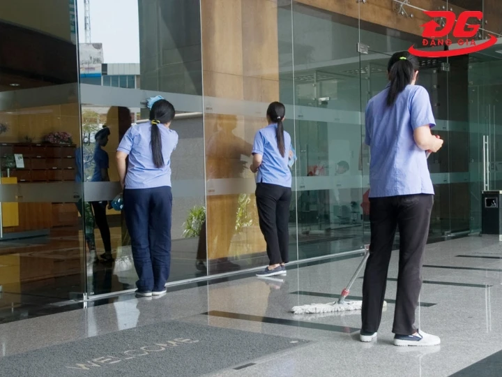 Vệ sinh các tòa nhà và khu trung cư