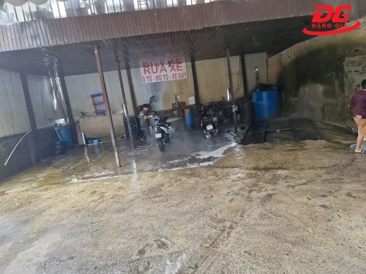 Chọn mặt bằng mở tiệm rửa xe máy