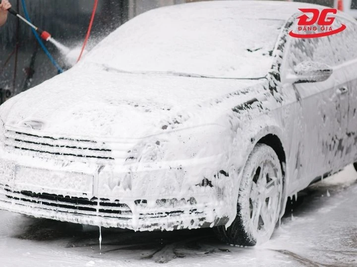 Tiệm rửa xe Quảng Ninh Auto Xuân Quyết