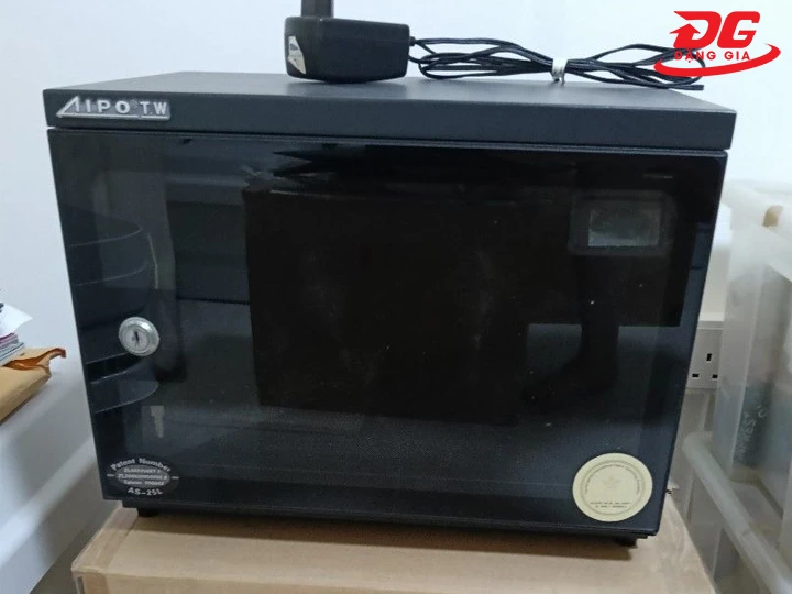 Tủ chống ẩm Aipo của nước nào