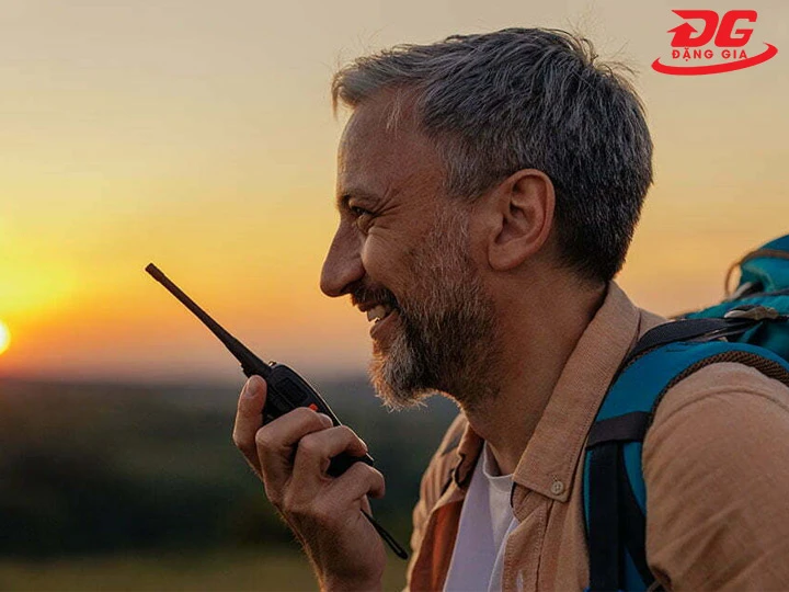 Mua bộ đàm 5km theo nhu cầu sử dụng