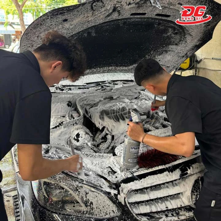 Độ xe, sửa chữa ô tô Hùng Phát