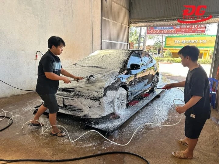 Dịch vụ tiệm Rửa Xe 79 Bình Phước