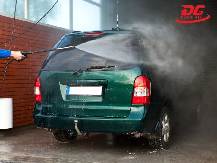 Tiệm rửa xe Đại Lợi Auto Bình Phước