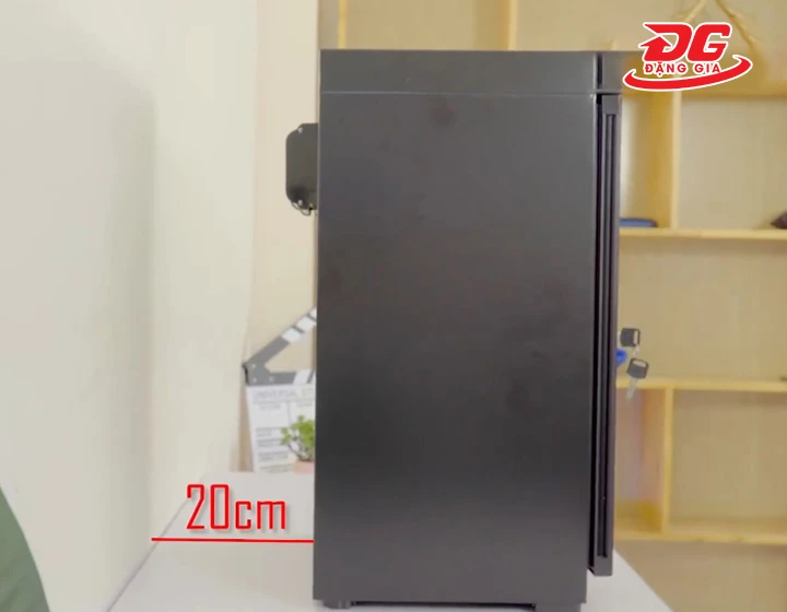 vị trí đặt tủ chống ẩm 60L