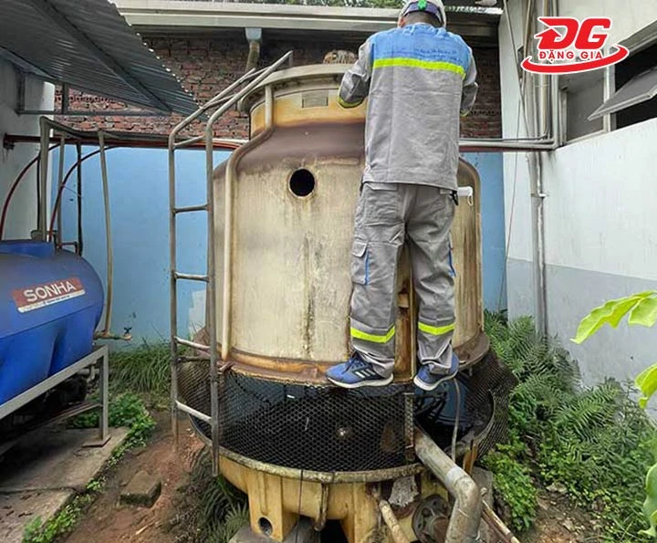 bảo dưỡng tháp giải nhiệt cũ
