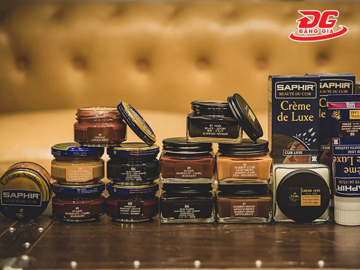 cần dùng các sản phẩm dưỡng da chuyên dụng