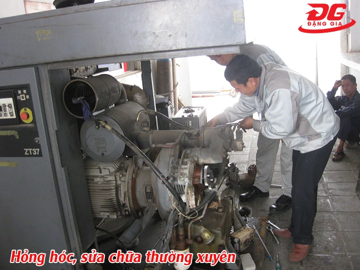 máy nén khí cũ tuổi thọ ngắn