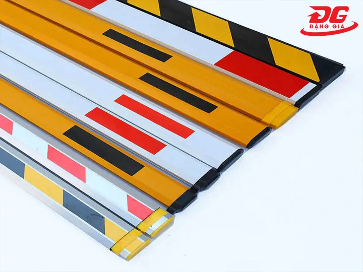 Thanh barie cần thẳng