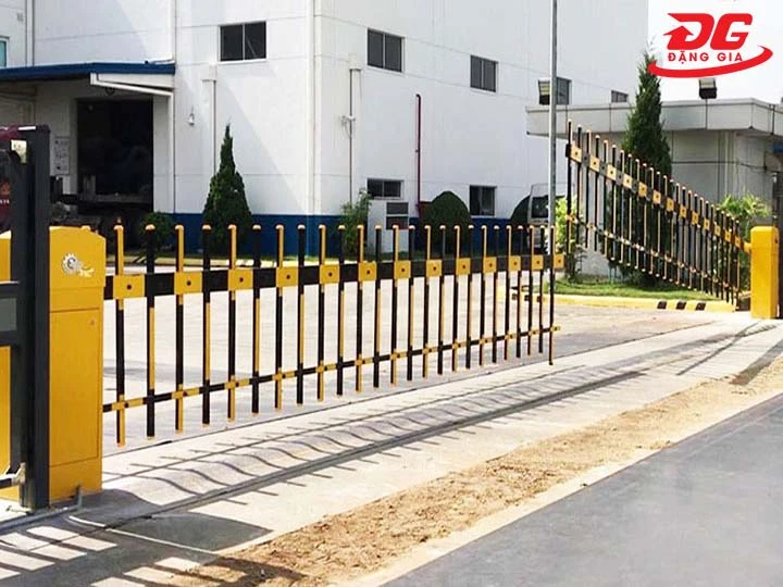 Thanh chắn barie hàng rào