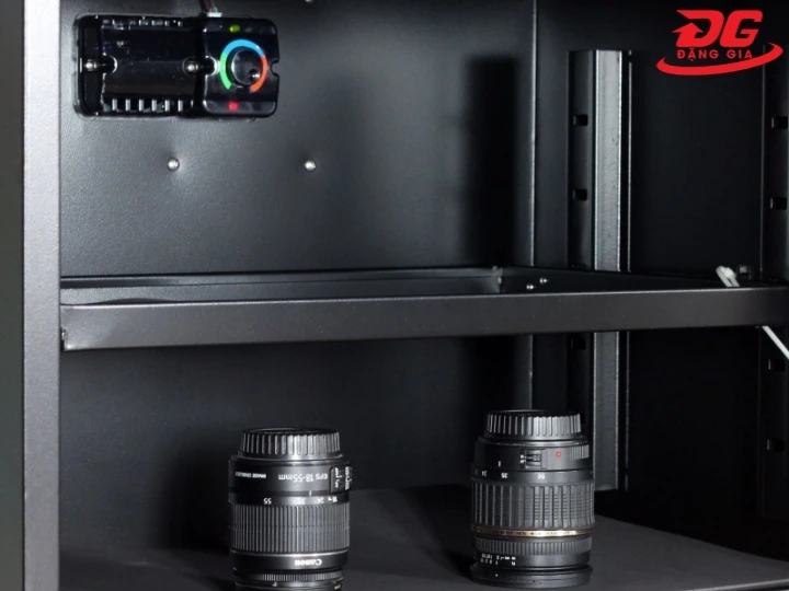 Tủ chống ẩm Kumisai DHC 100 cảm biến nhạy bén